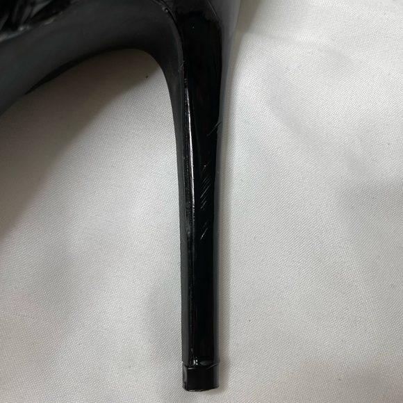 Wild Diva Black Lace Trendy Bootie - Picture 8 of 10